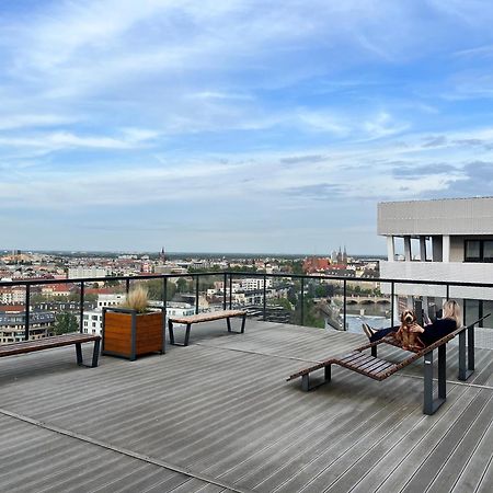 Family House By The River Odra -Panoramic Terrace - 3Room Apartment With 2 Separate Bedrooms And 2 Balconies By Wroapart-Pl- Perfect For Family & Business Stays Вроцлав Екстериор снимка