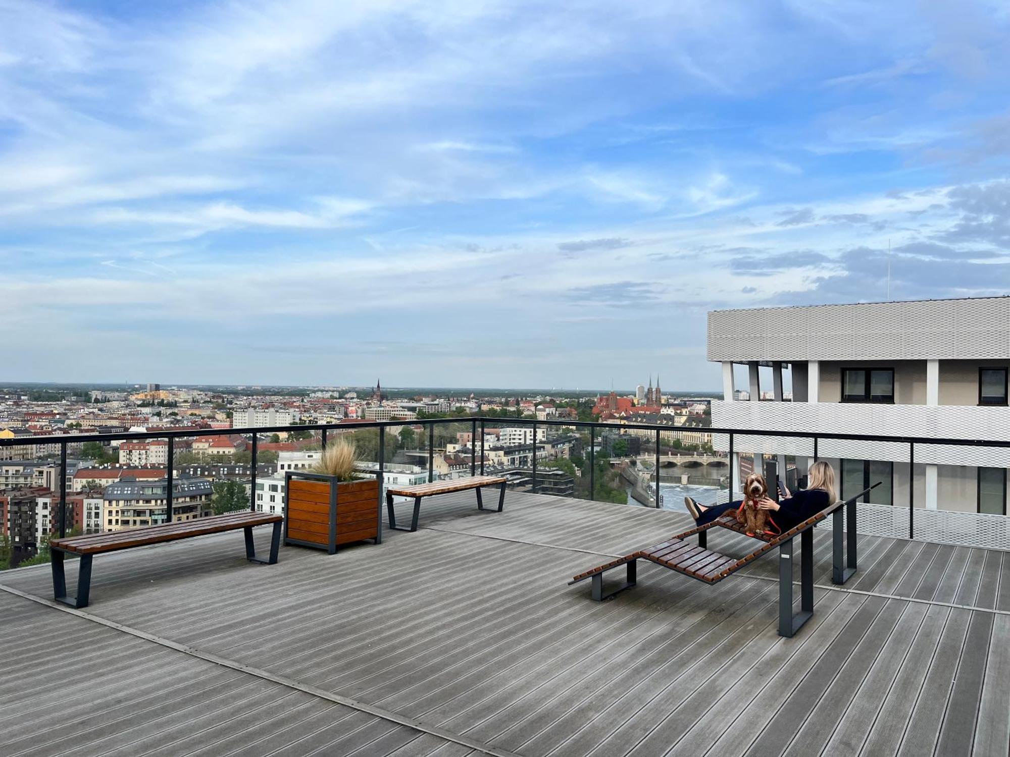 Family House By The River Odra -Panoramic Terrace - 3Room Apartment With 2 Separate Bedrooms And 2 Balconies By Wroapart-Pl- Perfect For Family & Business Stays Вроцлав Екстериор снимка