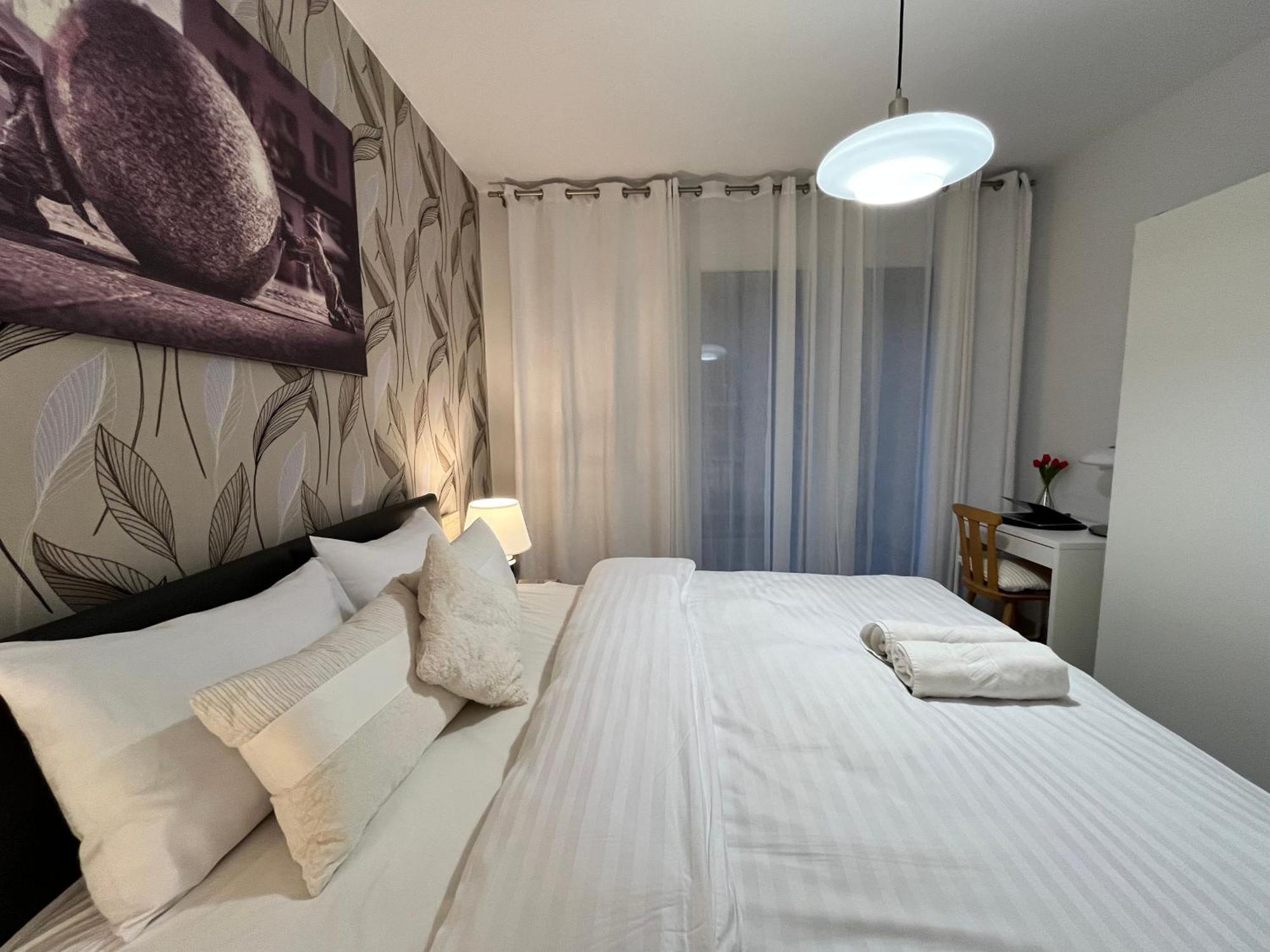 Family House By The River Odra -Panoramic Terrace - 3Room Apartment With 2 Separate Bedrooms And 2 Balconies By Wroapart-Pl- Perfect For Family & Business Stays Вроцлав Екстериор снимка