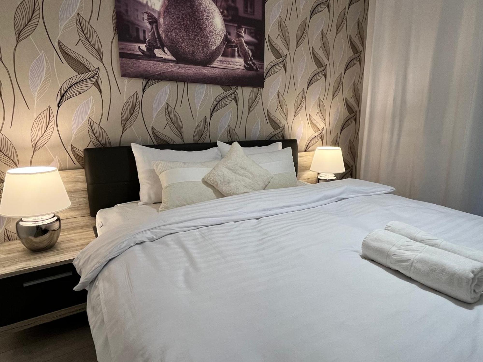 Family House By The River Odra -Panoramic Terrace - 3Room Apartment With 2 Separate Bedrooms And 2 Balconies By Wroapart-Pl- Perfect For Family & Business Stays Вроцлав Екстериор снимка