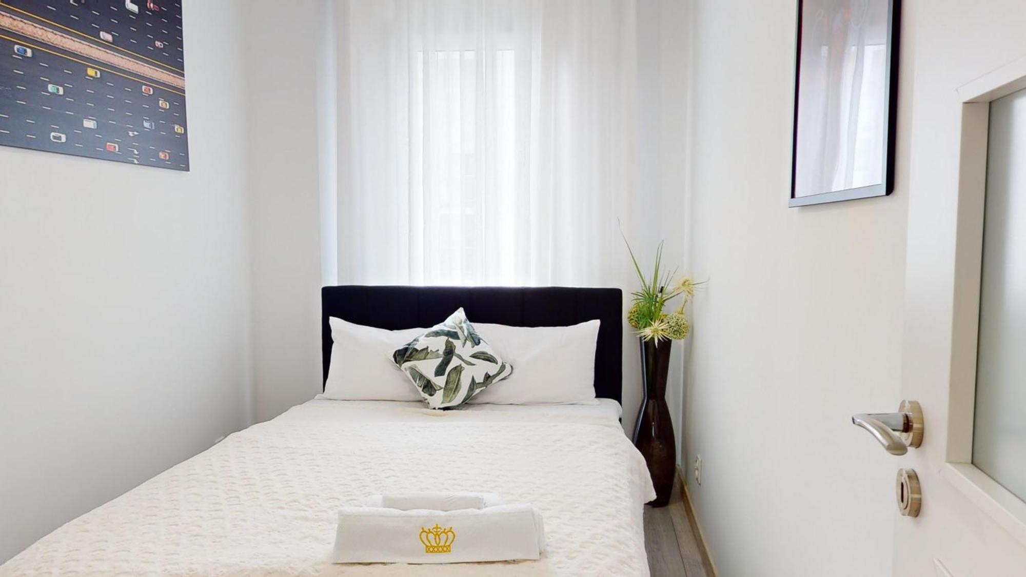 Family House By The River Odra -Panoramic Terrace - 3Room Apartment With 2 Separate Bedrooms And 2 Balconies By Wroapart-Pl- Perfect For Family & Business Stays Вроцлав Екстериор снимка