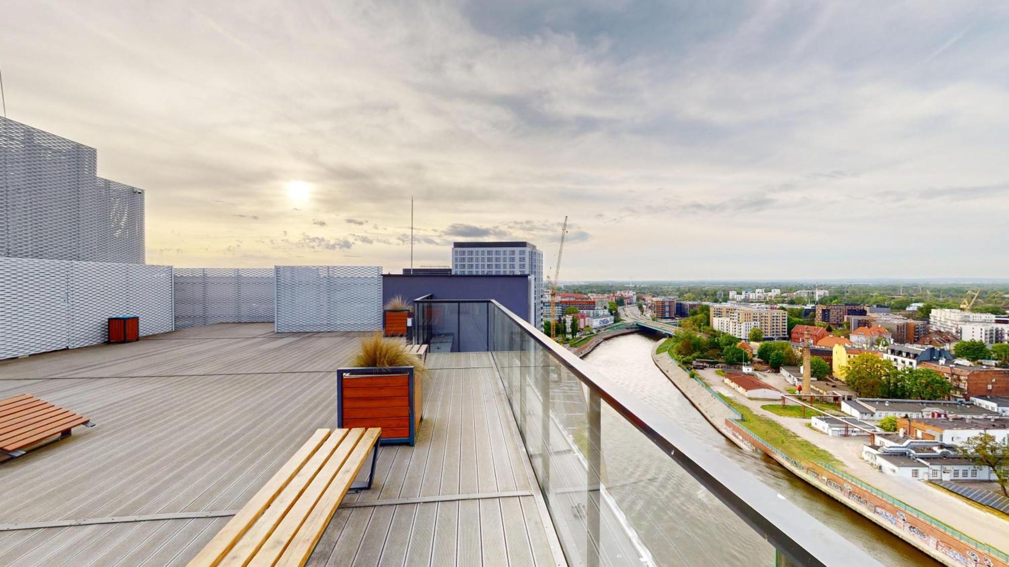 Family House By The River Odra -Panoramic Terrace - 3Room Apartment With 2 Separate Bedrooms And 2 Balconies By Wroapart-Pl- Perfect For Family & Business Stays Вроцлав Екстериор снимка